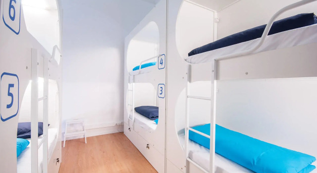 Кровать в общем номере New Lisbon Concept Hostel