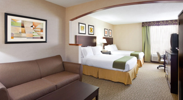Люкс Holiday Inn Express Hotel & Suites Cleveland-Streetsboro by IHG