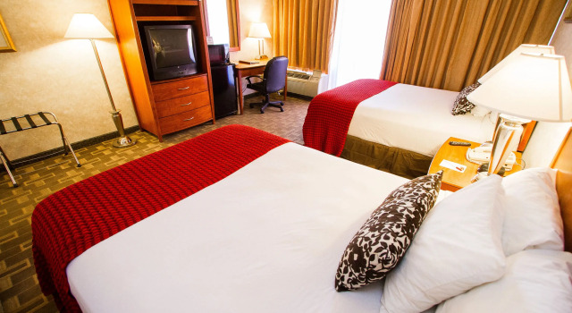 Четырёхместный номер Standard Hourglass Hotel, Trademark Collection by Wyndham