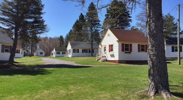 Коттедж Comfort Green Gables Bungalow Court