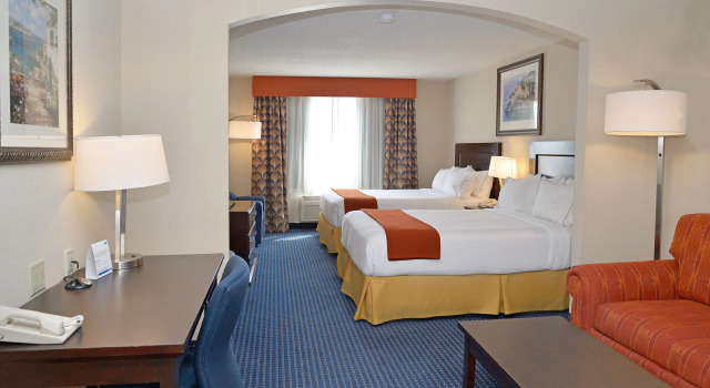 Номер Standard Holiday Inn Express Hotel & Suites-Hinton by IHG