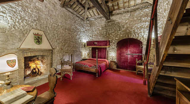 Konge- suite Castello Orsini Hotel