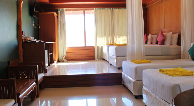 Номер Standard Buri Beach Resort