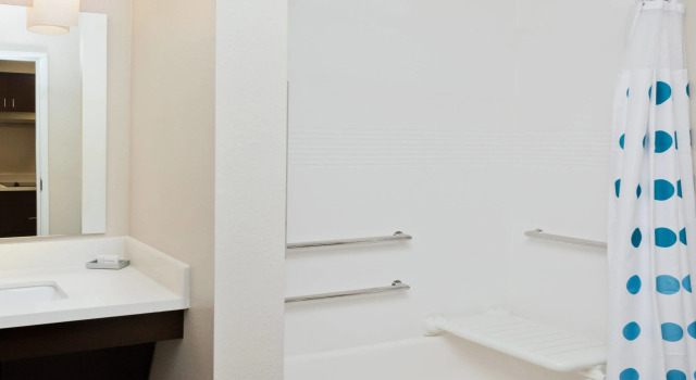 Четырёхместная студия TownePlace Suites by Marriott Montgomery EastChase