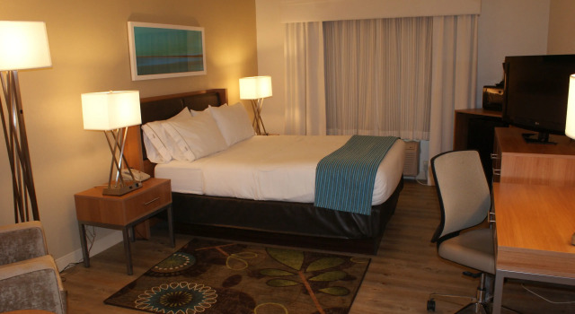 Номер Standard Holiday Inn Express Hotel Pittsburgh-North/Harmarville by IHG