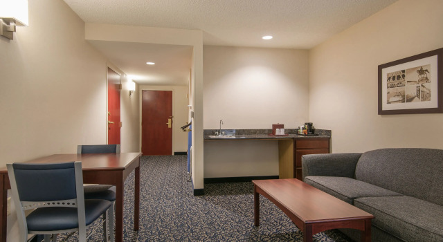 Люкс Holiday Inn Express & Suites Philadelphia - Mt Laurel by IHG