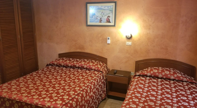 Четырёхместный номер Standard El Brujo Hotel - La Merced