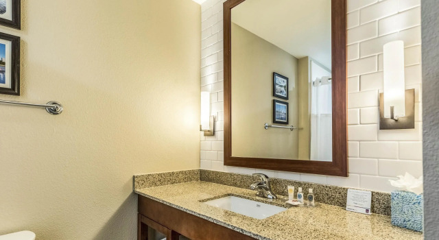 Люкс Comfort Suites Channelview - Houston East