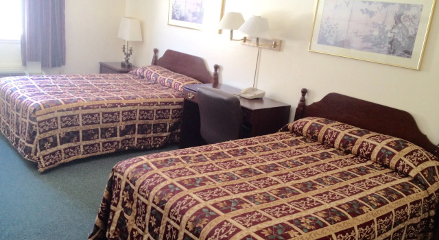 Шестиместный номер Standard Tappan Zee Hotel