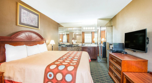 Двухместный люкс Red Roof Inn & Suites Marysville