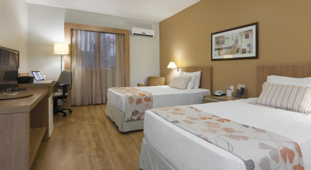 Двухместный номер Deluxe Comfort Suites Flamboyant Goiânia