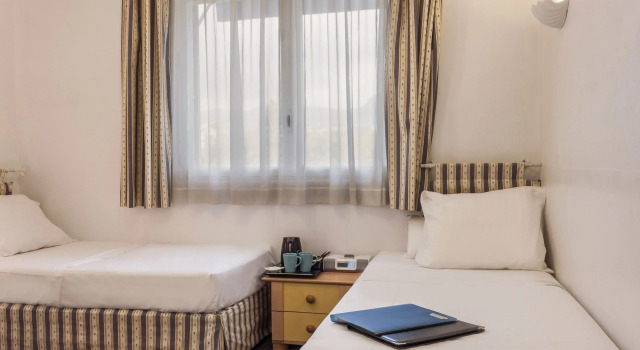 Двухместный номер Standard Hotel des Cayrons