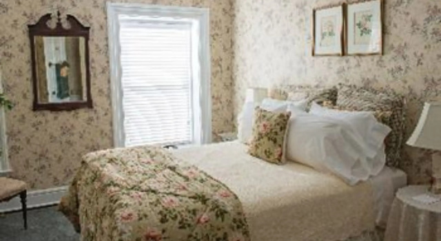 Номер Standard Marble Mansion Inn