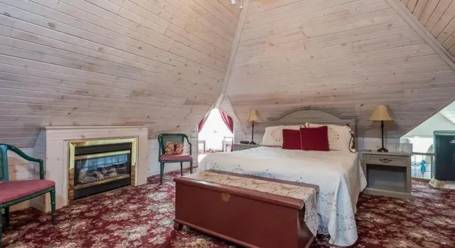 Люкс Kingsley House Bed & Breakfast - Full Home