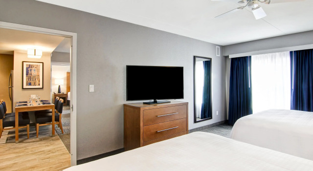 Четырёхместный люкс с 2 комнатами Homewood Suites By Hilton Ottawa Kanata