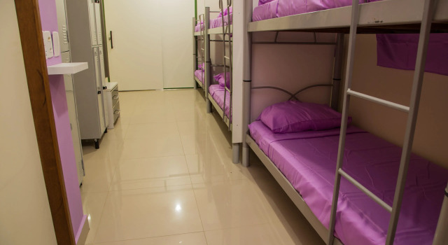 Кровать в общем номере (женский номер) Hostel Apoteose