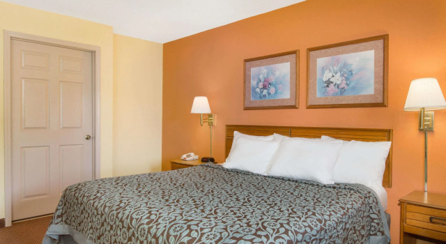 Двухместный номер Standard Days Inn by Wyndham Childersburg