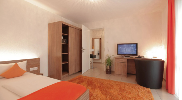 Апартаменты Comfort Boardinghouse HOME