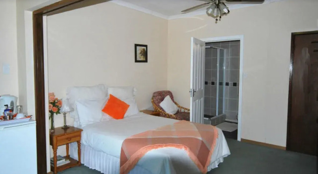 Люкс Umkomaas Guest House