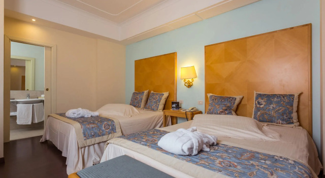 Трёхместный номер Standard Hotel Luna Riccione e Aqua Spa Only Adults +12