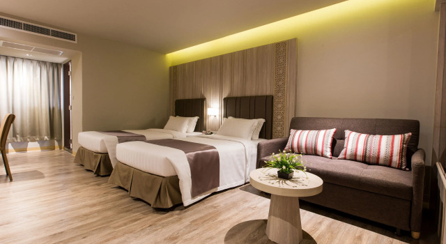 Номер Deluxe S.D. Avenue Hotel