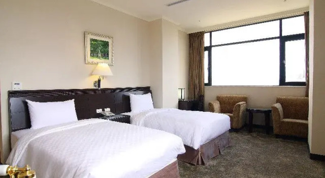 Номер Standard Chong Yu Hotel