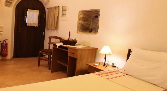 Студия Stoes Traditional Suites