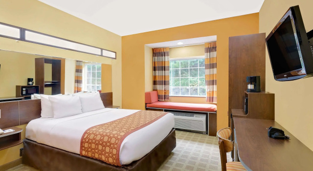 Номер Standard Microtel Inn & Suites by Wyndham Princeton