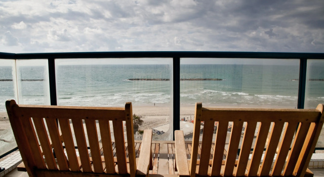 Люкс Executive The Sea Apartments Tel Aviv by different locations