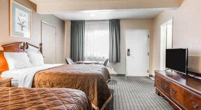 Четырёхместный номер Standard Rodeway Inn South Gate - Los Angeles South