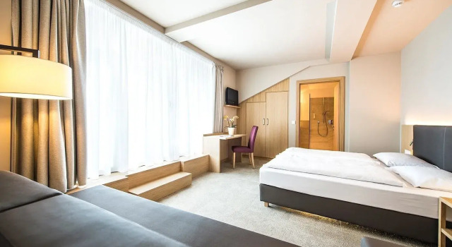 Полулюкс Hotel CampingPark Steiner