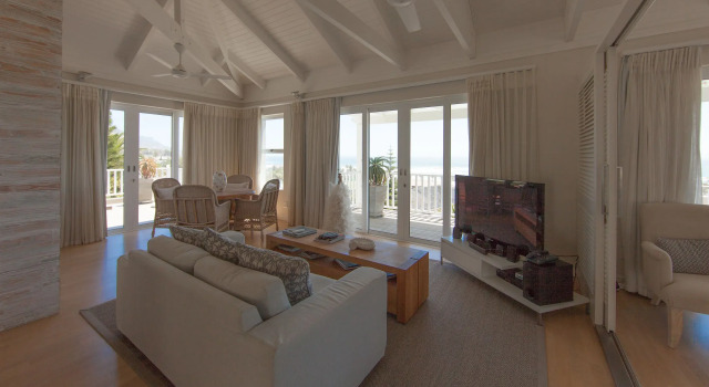 Номер Standard Sea Five Boutique Hotel