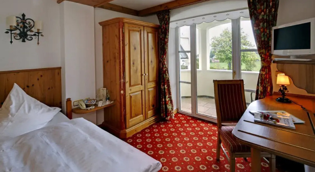 Номер Economy Schloss Hotel Holzrichter