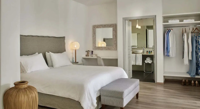 Люкс Executive Yria Island Boutique Hotel & Spa