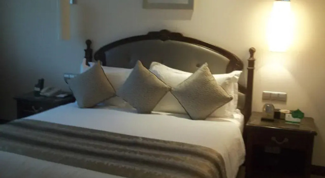 Люкс Deluxe Golden Touch Executive Hotel