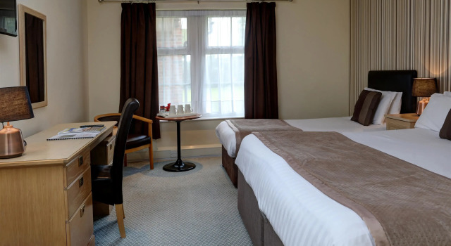 Семейный номер Standard Allerton Court Hotel