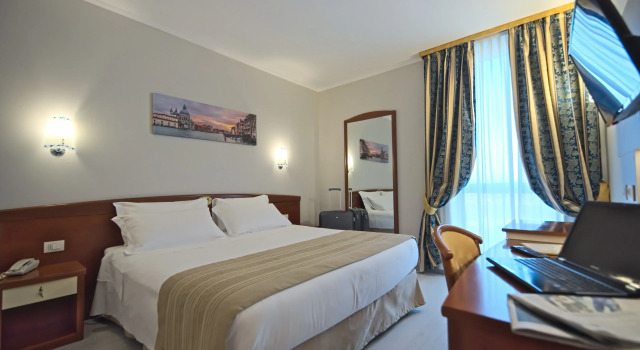 Noventa Hotel, Забронировать Отель Новента-ди-Пьяве Венето, рядом с Аутлет-центр Noventa di Piave Designer Outlet