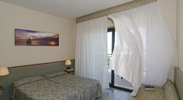 Двухместный номер Standard Hotel Paris