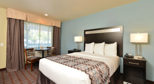 Двухместный номер Standard Avenue Inn Downtown District SLO