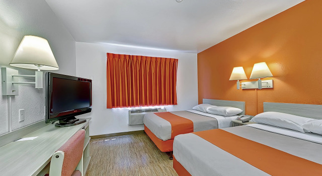 Четырёхместный номер Standard Motel 6-Glenview, IL - Chicago North