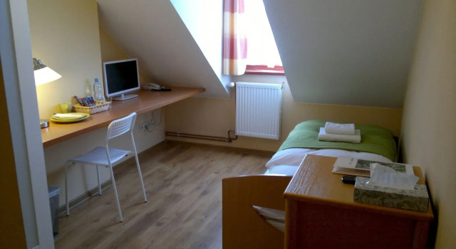 Номер Standard WenderEDU Business Center