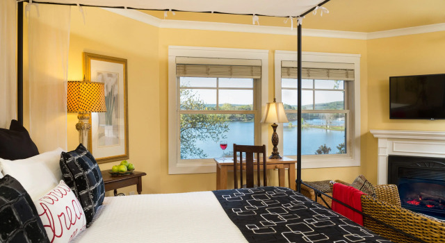 Номер Standard Lookout Point Lakeside Inn