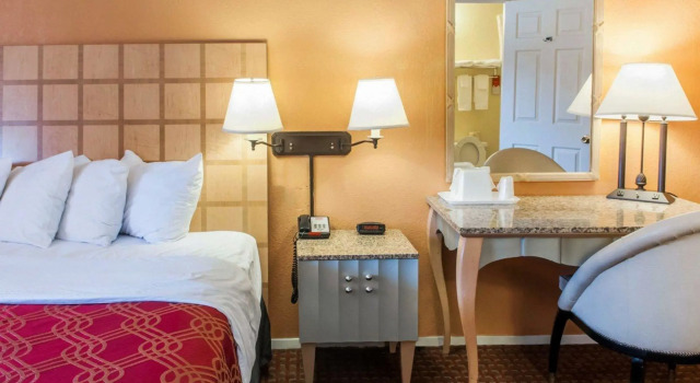 Двухместный номер Standard Econo Lodge Clovis