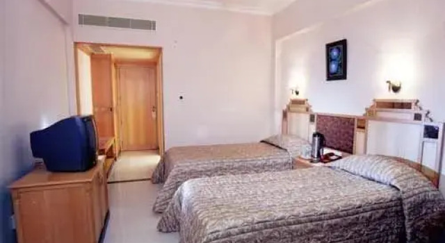 Номер Executive Hotel Kalyan Residency