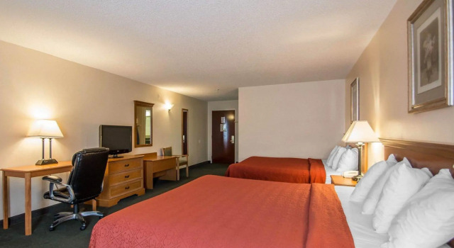 Четырёхместный номер Standard Quality Inn Gainesville I-75