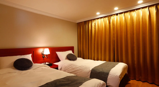 Двухместный номер Standard Anmyeondo Plaza Hotel