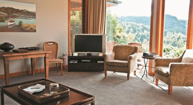 Вилла Treetops Lodge & Estate