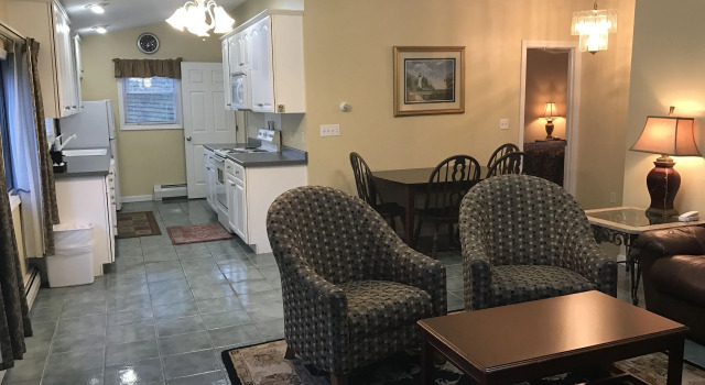 Exit 5 Motel & Cottages, Varaa Motelli Hotellit New England uima-altaalla, Uima-allas