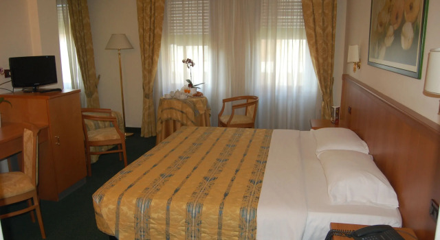 Трёхместный номер Standard Hotel Galant