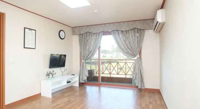 Номер Deluxe Jeju Tovice Condo New Building